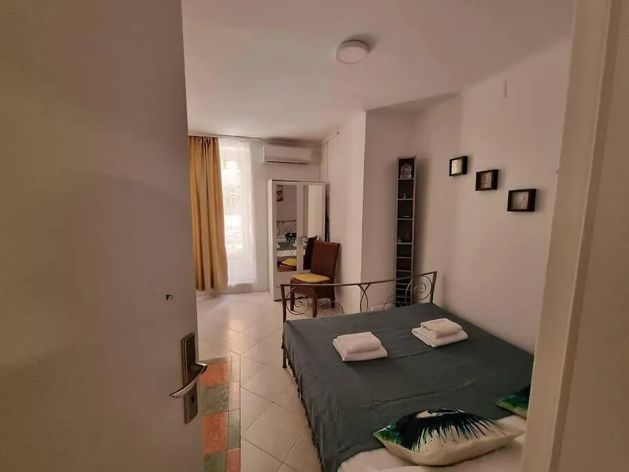 Guesthouse Yucca Split Apartment